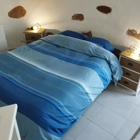 Semesterbostad Moinho Branco *